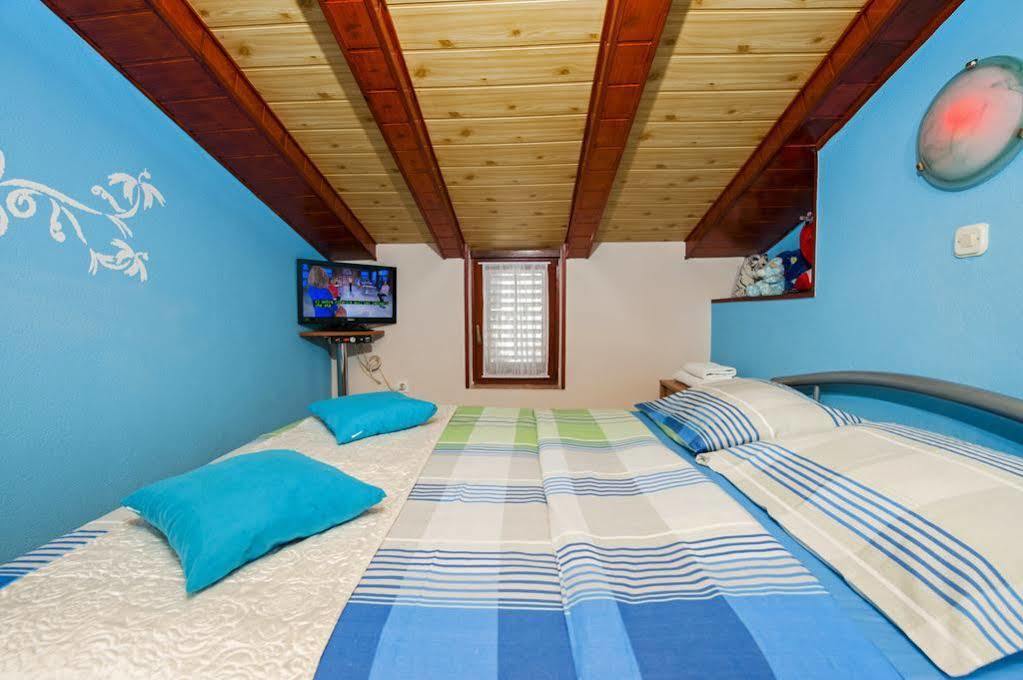 Apartment Orkic Rovigno Esterno foto