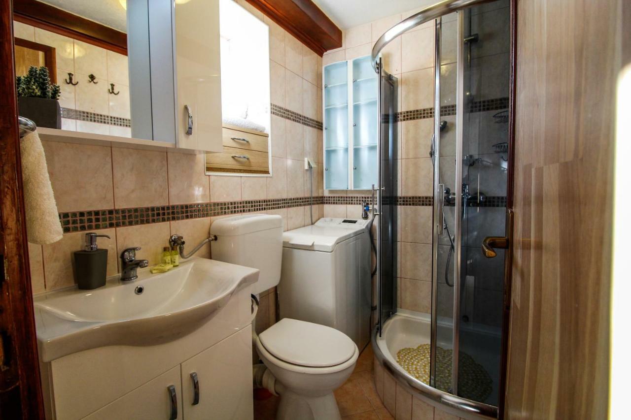 Apartment Orkic Rovigno Esterno foto